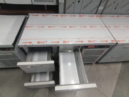 Стол холодильный HICOLD SN 22/TN с бортом
